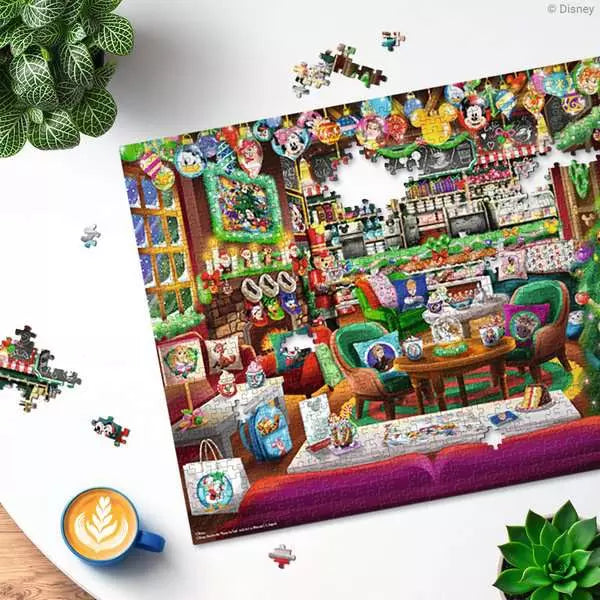Disney Christmas Cafe - 1000 PIECE