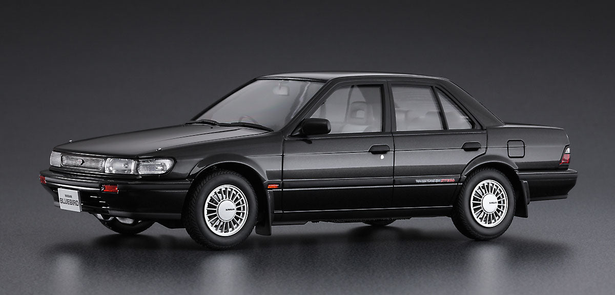 Hasegawa 1/24 Nissan Bluebird 4Door (HC33)