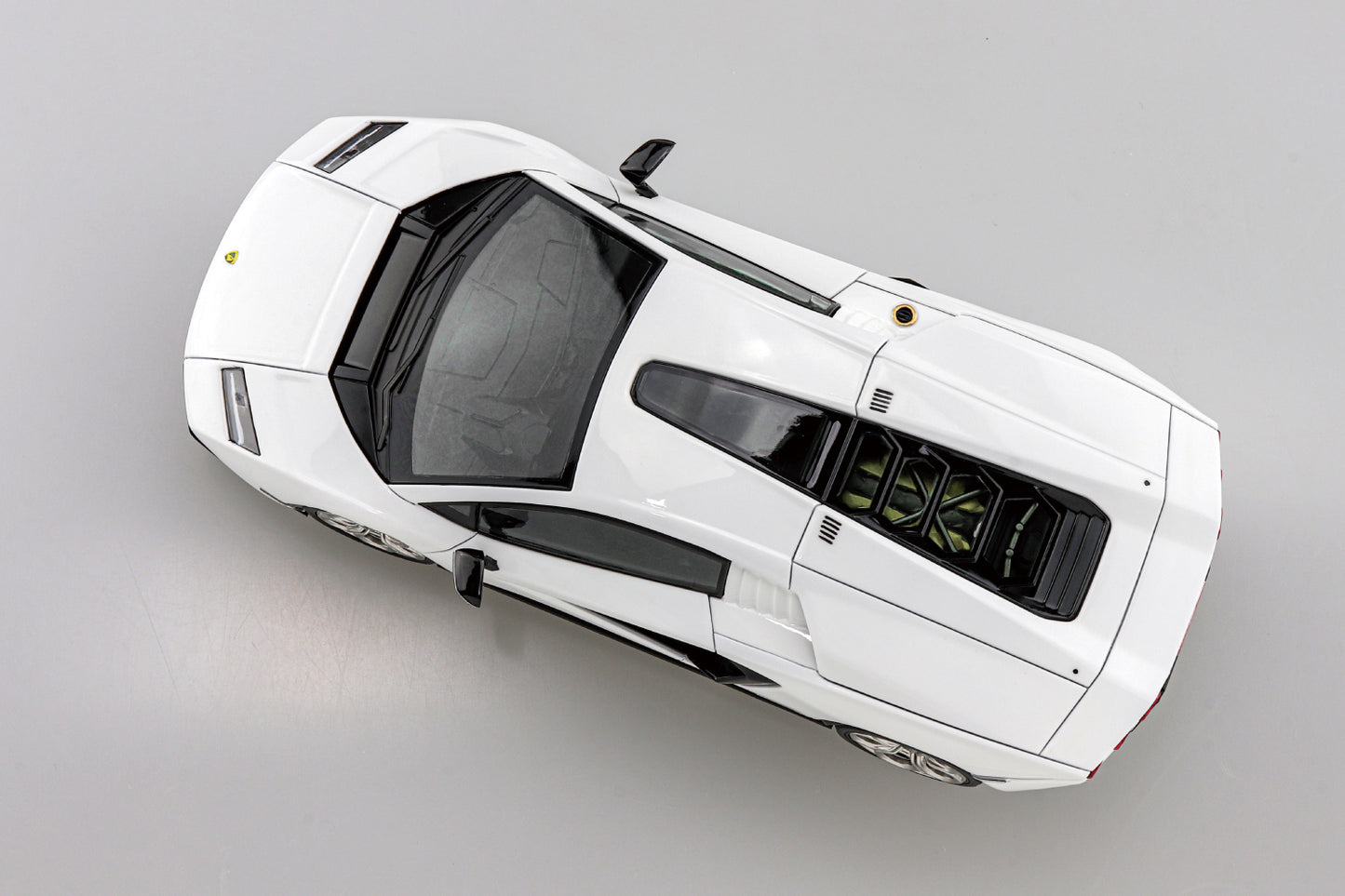 1/32 SNAP KIT Lamborghini Countach LPI 800-4(White)