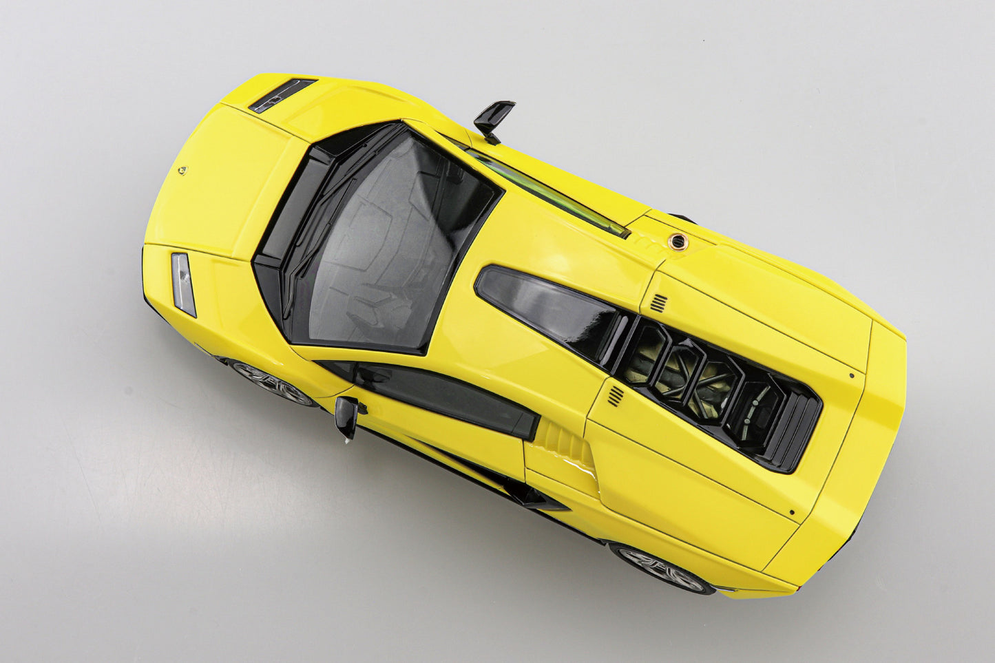 1/32 SNAP KIT Lamborghini Countach LPI 800-4(Yellow)
