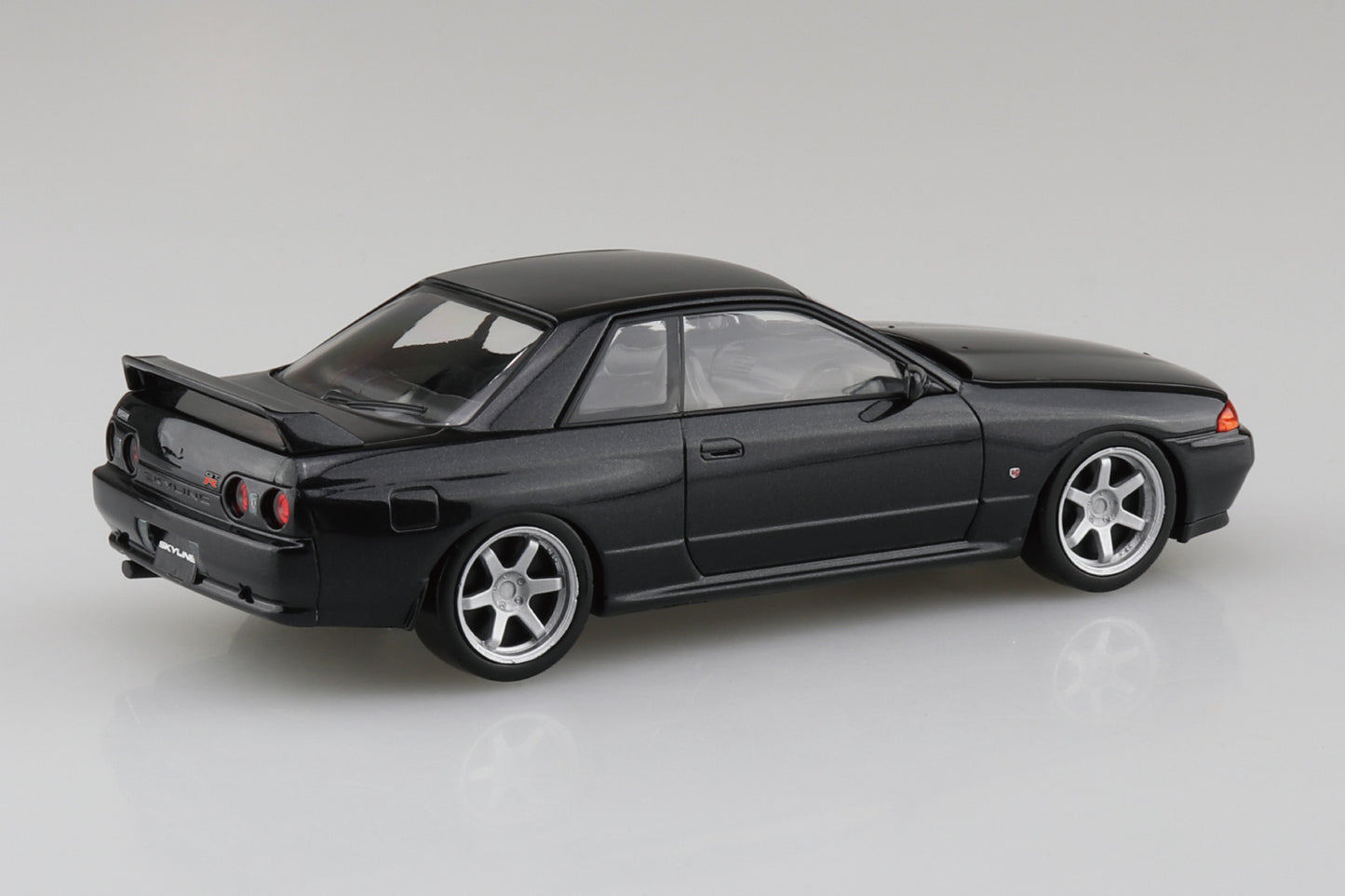 1/32 SNAP KIT Nissan R32 Skyline GT-R Custom Wheel (Black Pearl Metallic)