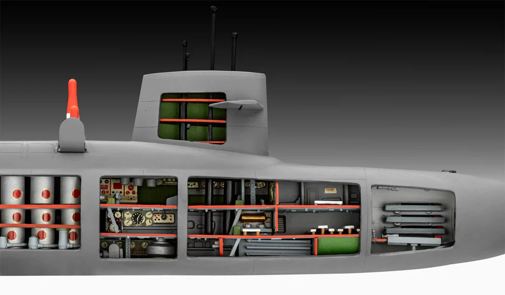 1: 253 S.S.B. Abraham Lincoln with Interior