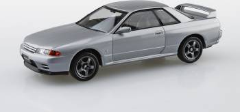AOS06356 — 1/32 Nissan R32 Skyline GT-R Spark Silver