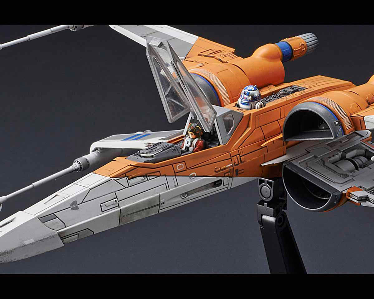 Star Wars® 1/72 Poe's X-Wing™ Fighter Model Kit