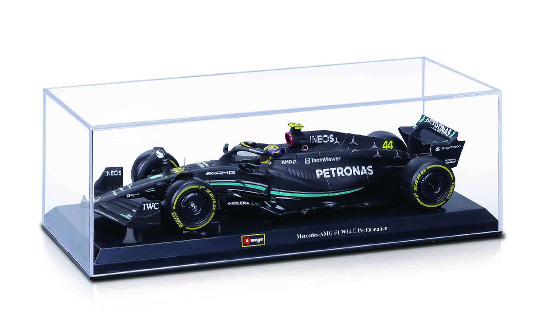 1/24 Race Mercedes W14 w/ driver Hamilton #44