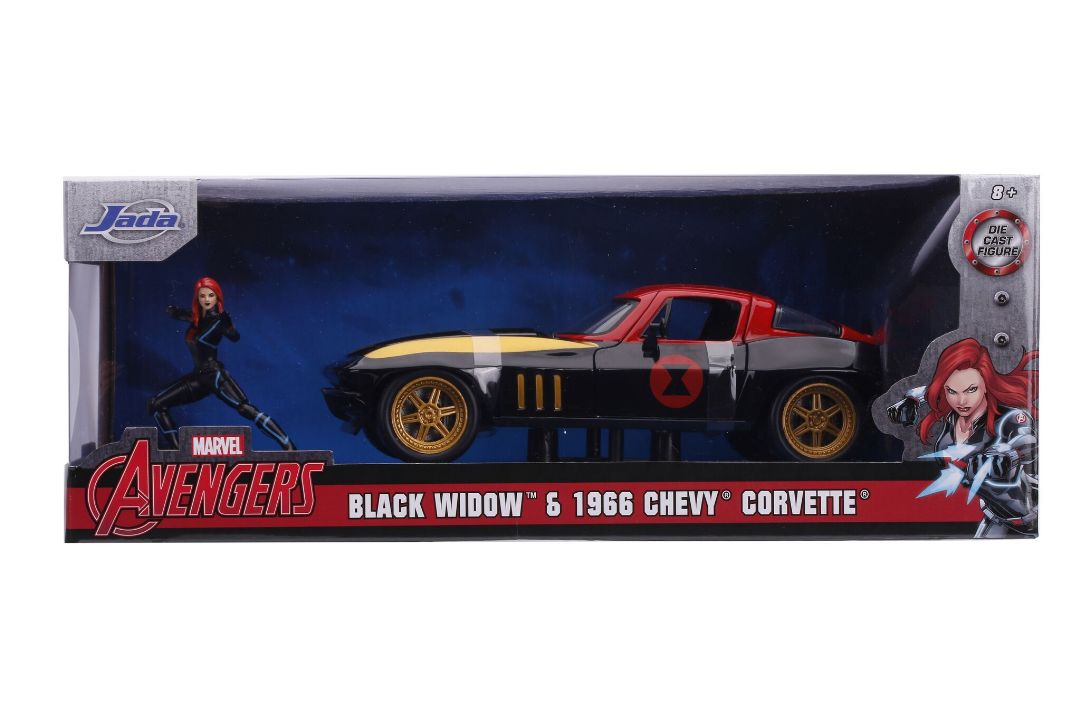 1/24 "Hollywood Rides" 1963 Corvette w/Black Widow