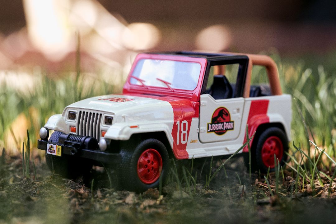 1/32 "Hollywood Rides" Jurassic World - Jeep Wrangler