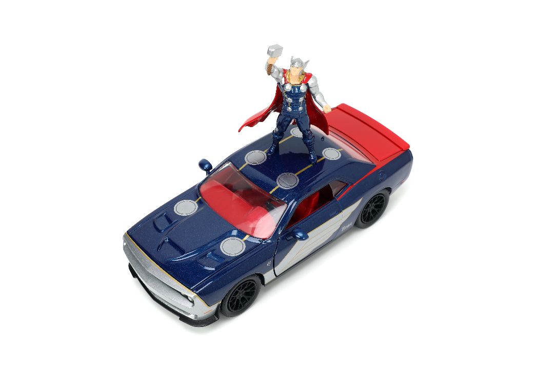 1/24 "Hollywood Rides" Marvel Challenger Hellcat with Thor