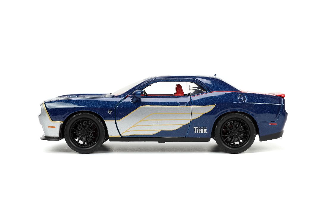 1/24 "Hollywood Rides" Marvel Challenger Hellcat with Thor