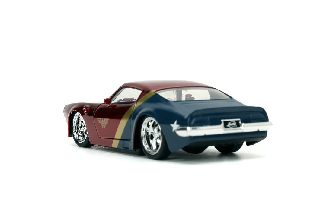 1/32 1972 Pontiac Firebird with Wonder Woman