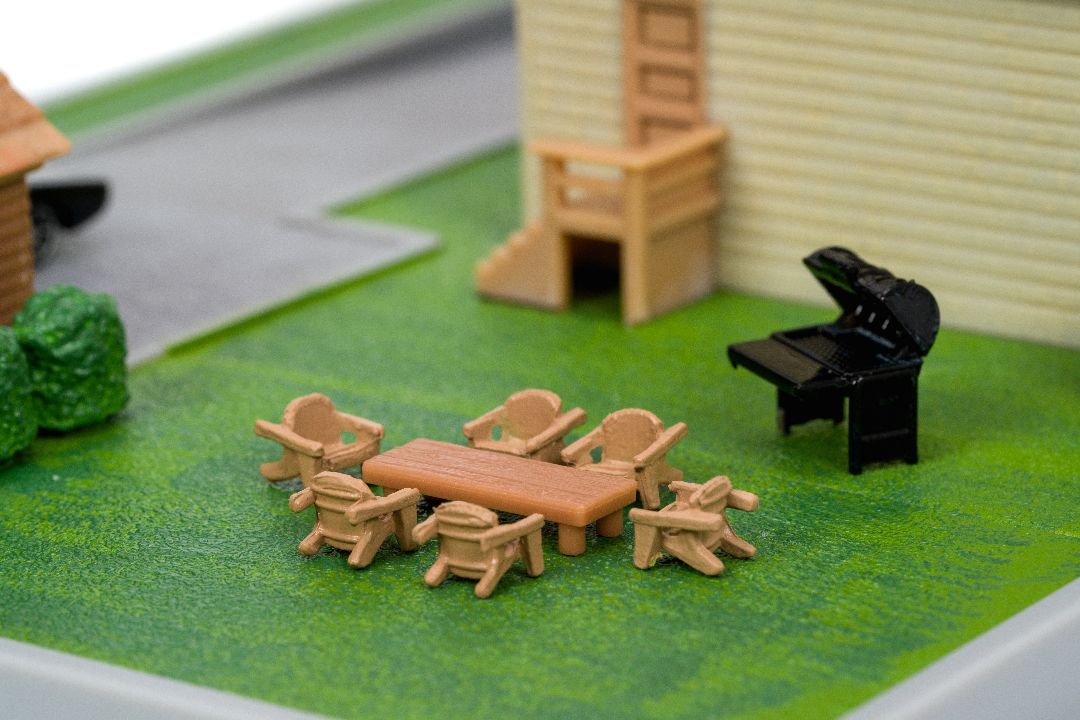 Nano "Hollywood Rides" Diorama Dom's House with Charger & Supra