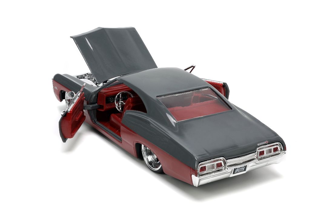 1/24 "BIGTIME Muscle" 1967 Chevy Impala 2-Door