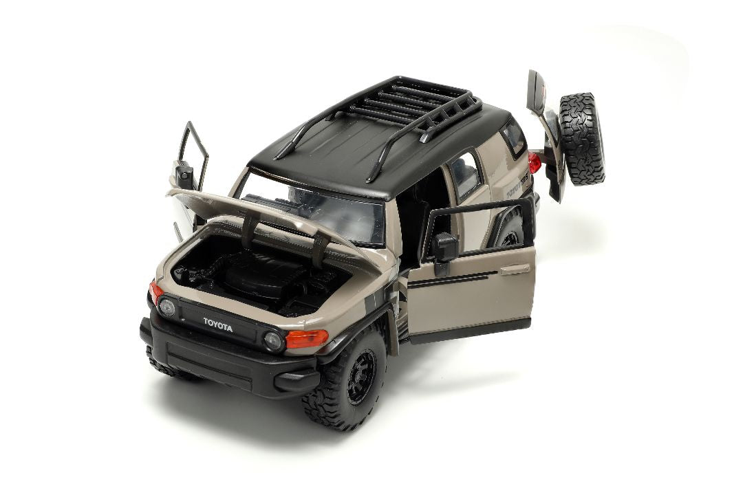 1/24 "Just Trucks" with Rack - Toyota FJ Cruiser