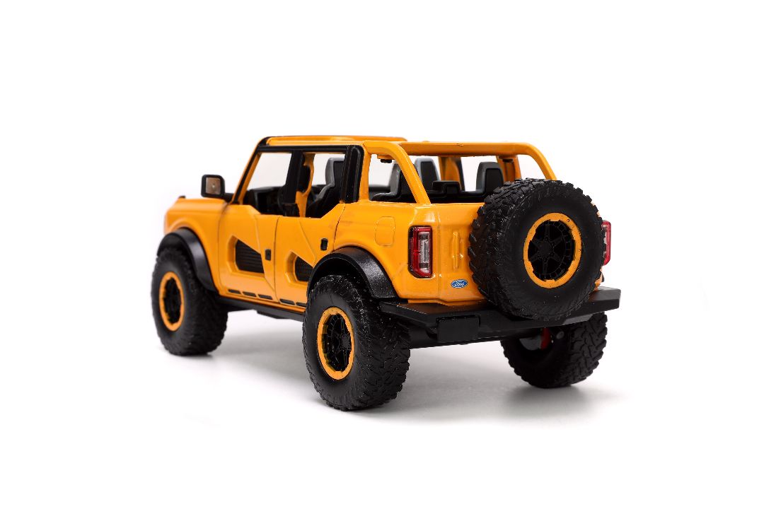 1/24 "Just Trucks" with Rack 2021 Ford Bronco