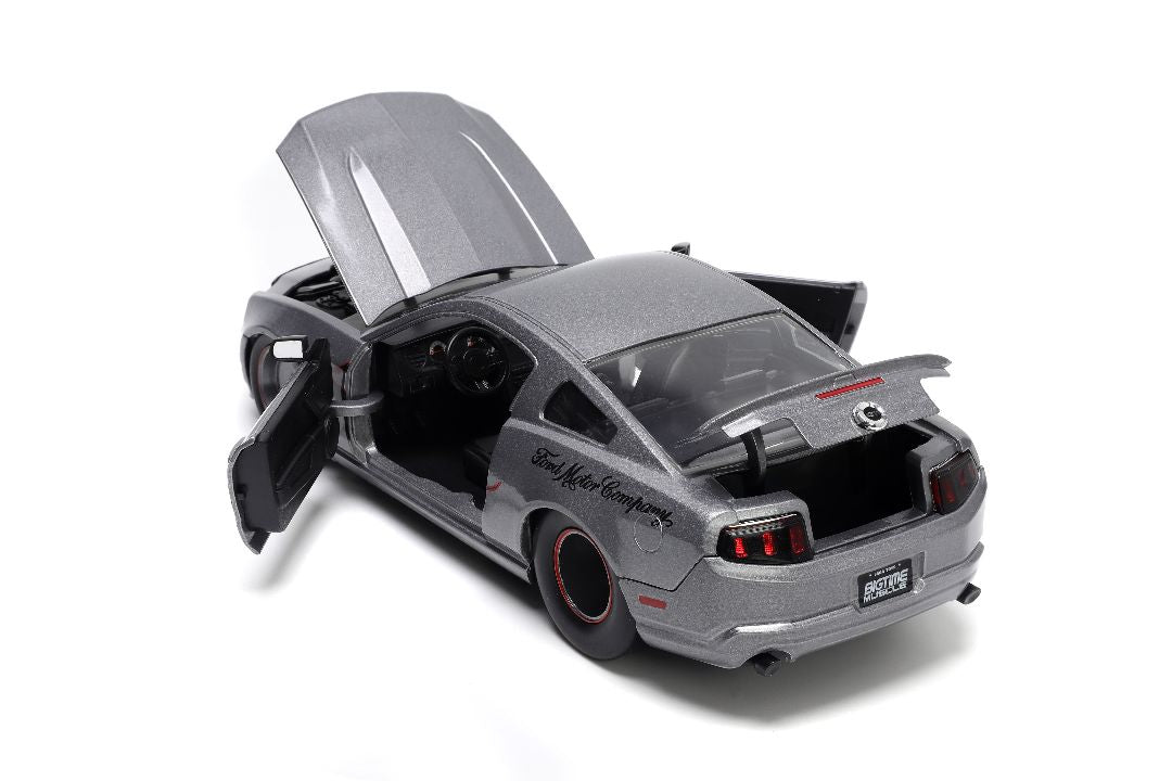 1/24 "BIGTIME Muscle" 2010 Ford Mustang GT