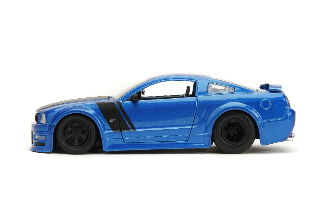 1/24 "BIGTIME Muscle" 2006 Ford Mustang GT