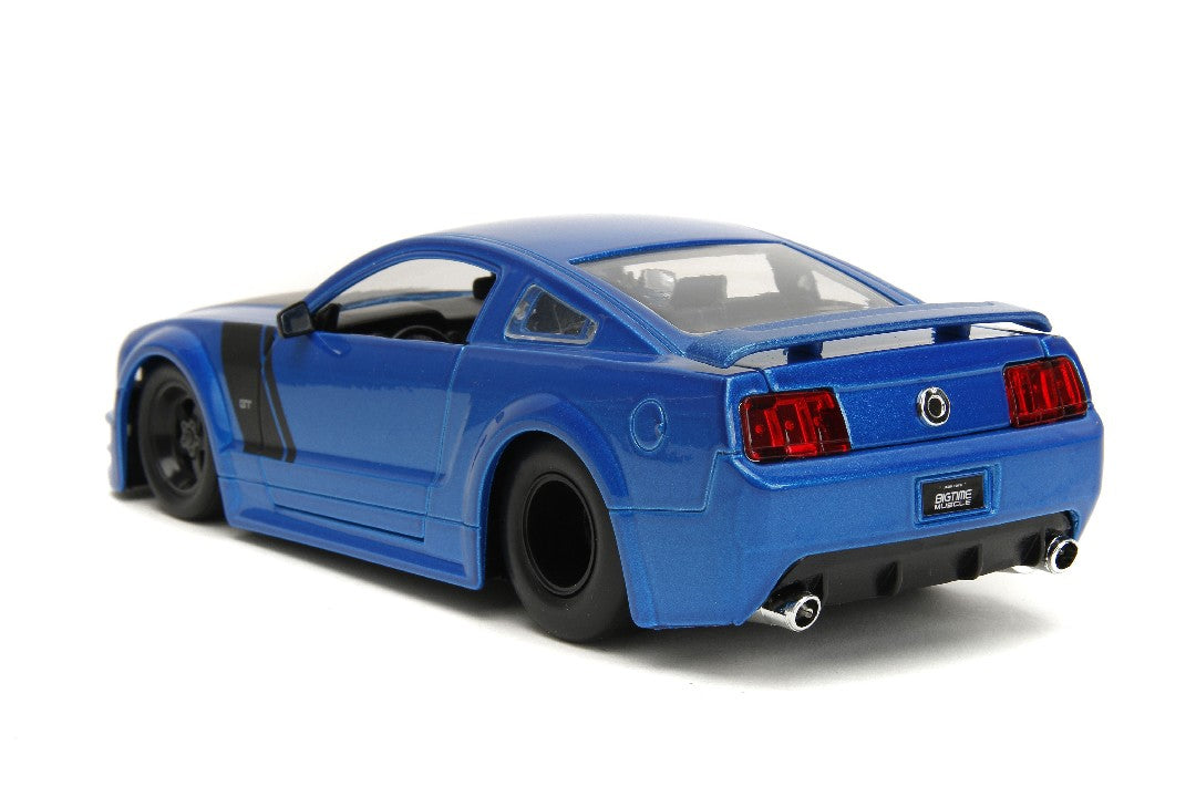 1/24 "BIGTIME Muscle" 2006 Ford Mustang GT
