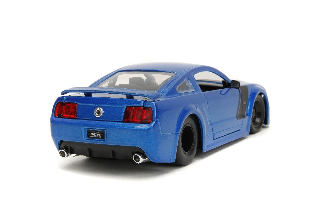 1/24 "BIGTIME Muscle" 2006 Ford Mustang GT