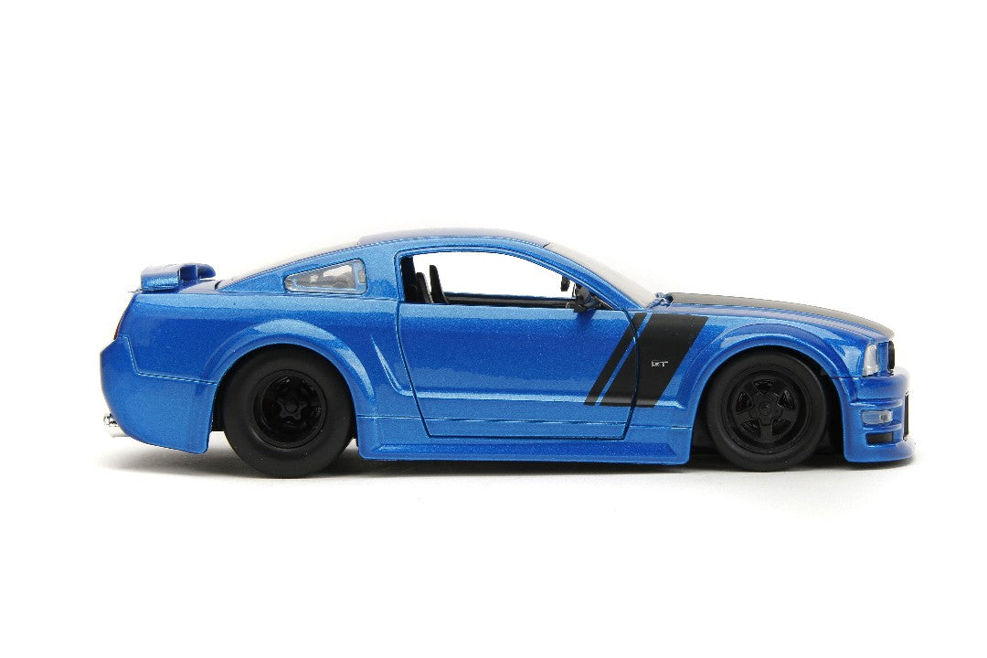 1/24 "BIGTIME Muscle" 2006 Ford Mustang GT