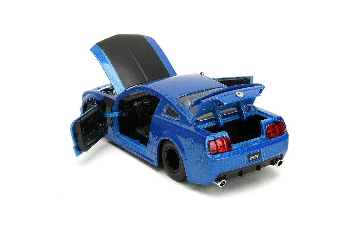 1/24 "BIGTIME Muscle" 2006 Ford Mustang GT