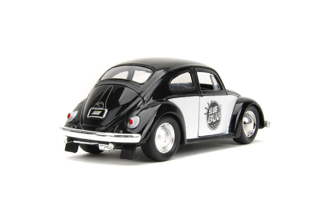 1/32 "PUNCH BUGGY" 1959 VW Beetle W/Boxing Gloves - Black