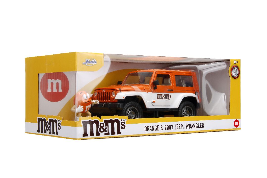1/24 "Hollywood Rides" 2007 Jeep Wrangler with Orange M&M