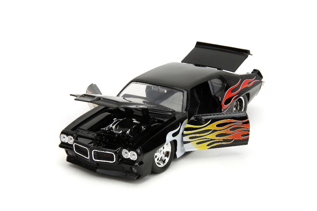 1/24 "BIGTIME Muscle" 1971 Pontiac GTO Judge - Glossy Black, Flames
