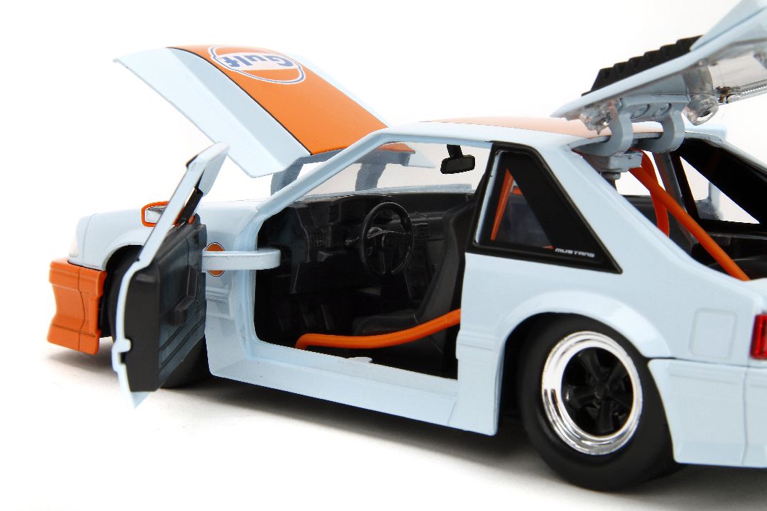 1/24 "BIGTIME Muscle" - 1989 Ford Mustang GT - Gulf Oil