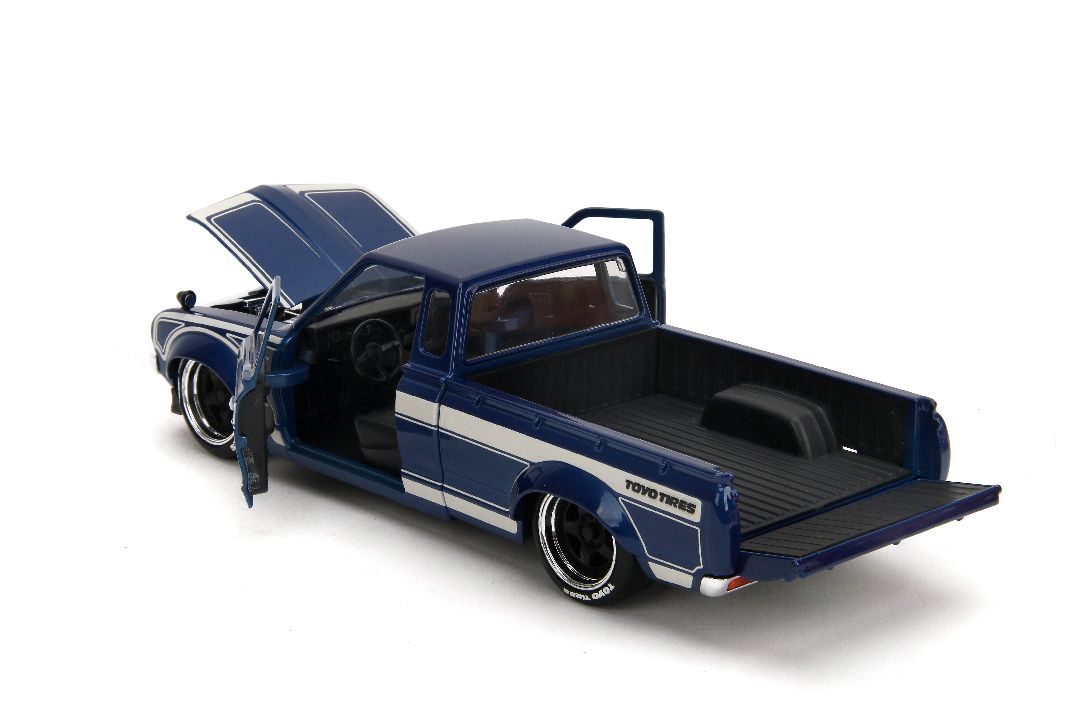 1/24 "JDM Tuners" - 1972 Datsun 620 Pickup