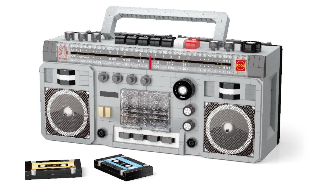 Old-fashioned radio Boombox Building Kit
