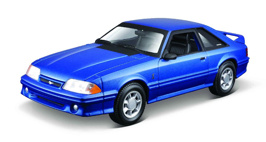 1/24 1993 Ford Mustang SVT Cobra Metallic Blue