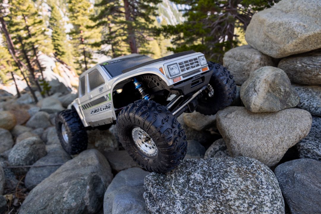 Chisel II (Predator) 1.9" Crawler Tires (x2)