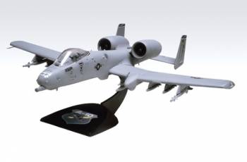 RMX1181 — 1/72 Snap A10 Warthog