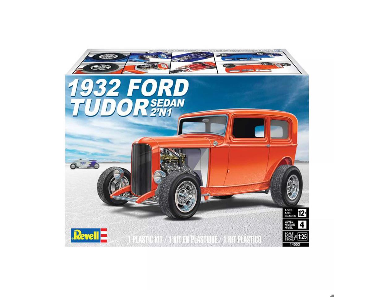 1/25 1932 Ford Tudor Sedan 2-in-1 Plastic Model Kit