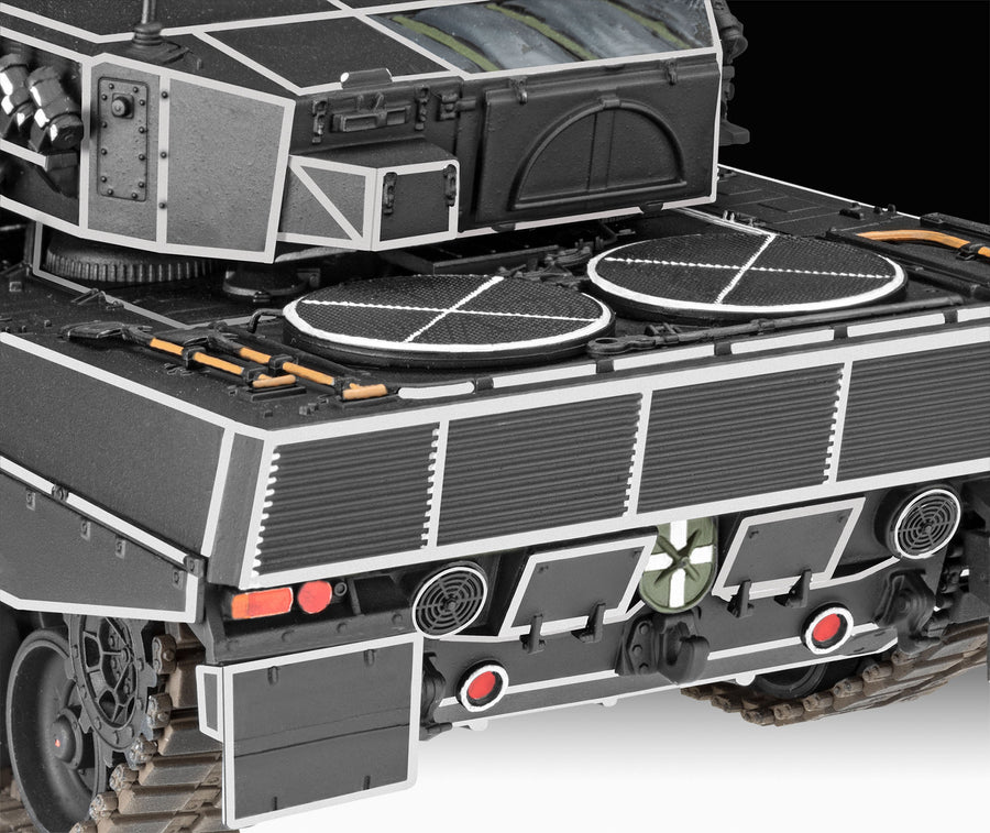 1/35 Leopard 2A4 - Special Decoration 40th Anniversay