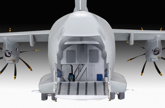 A400M 模型 1/72 スケール　レベル　完成品 1:72 Airbus A400M Atlas „RAF“ – Chris's House