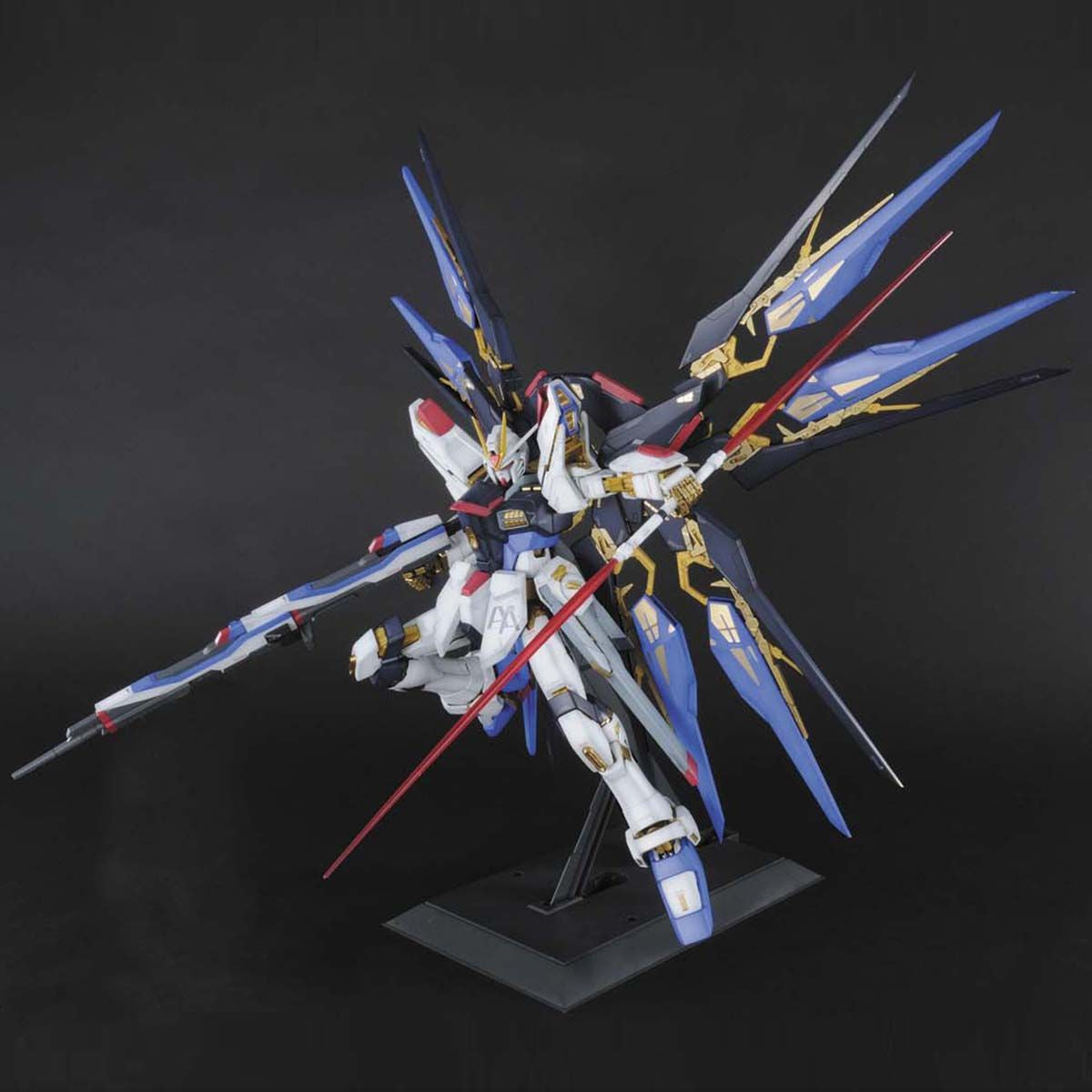 Bandai PG 1/60 Strike Freedom Gundam