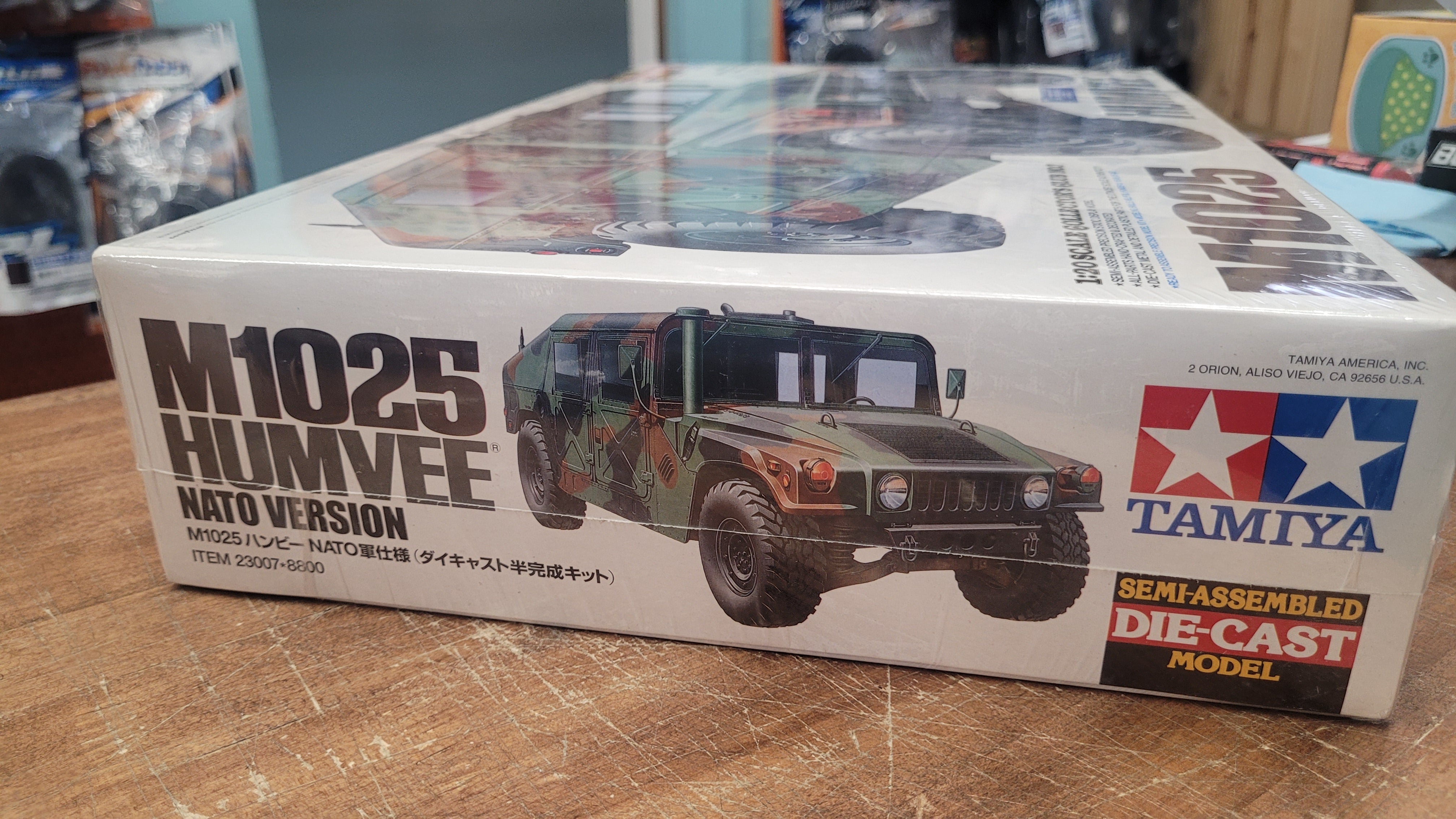 M1025 Humvee NATO Version (Semi-Assembled Die-Cast Model