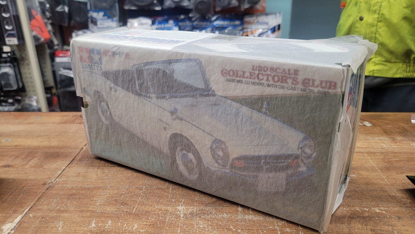 HONDA S800 1/20 - RED