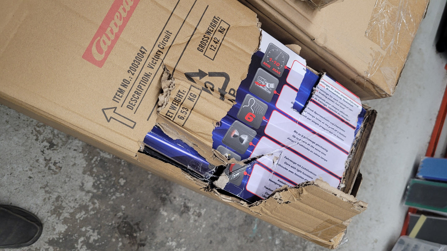 Victory Circuit Carrera Digital Slotcar Set - DAMAGED BOX