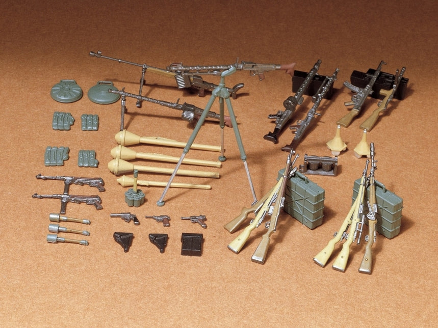 GERMAN INFANTRY WEAPONS SET