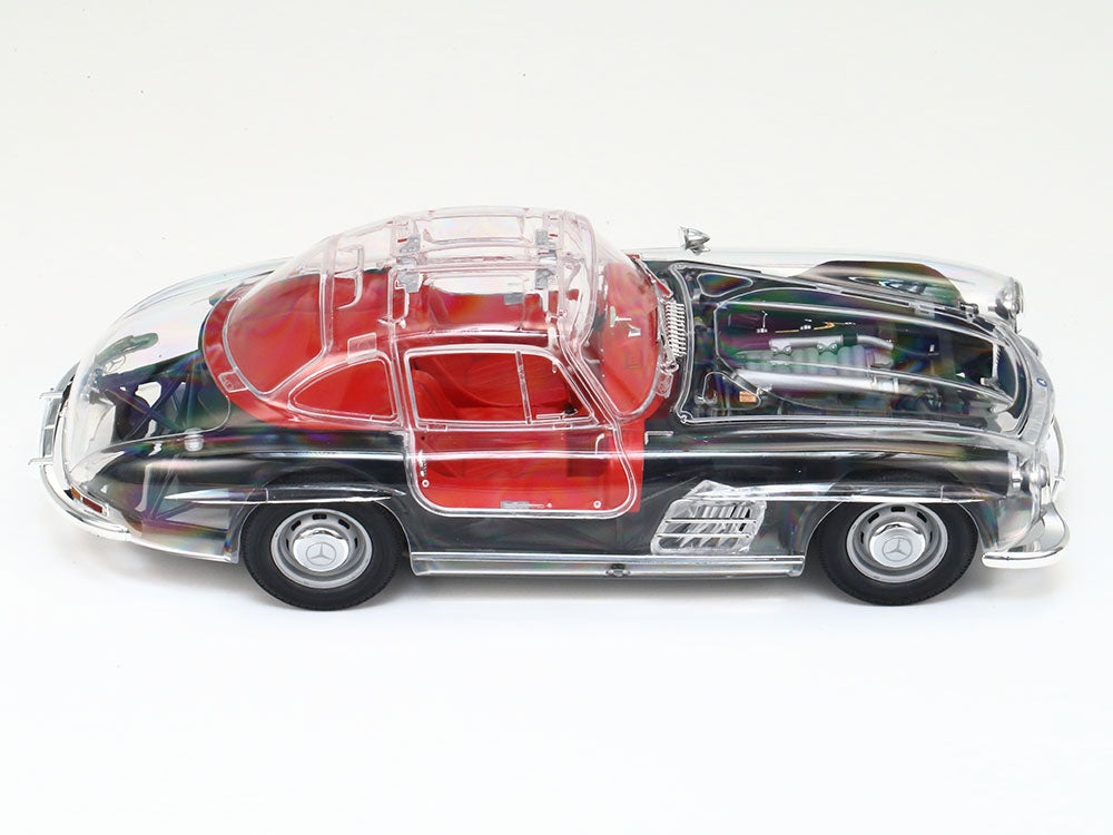 1:24 "Full View" Mercedes-Benz 300SL Model Kit