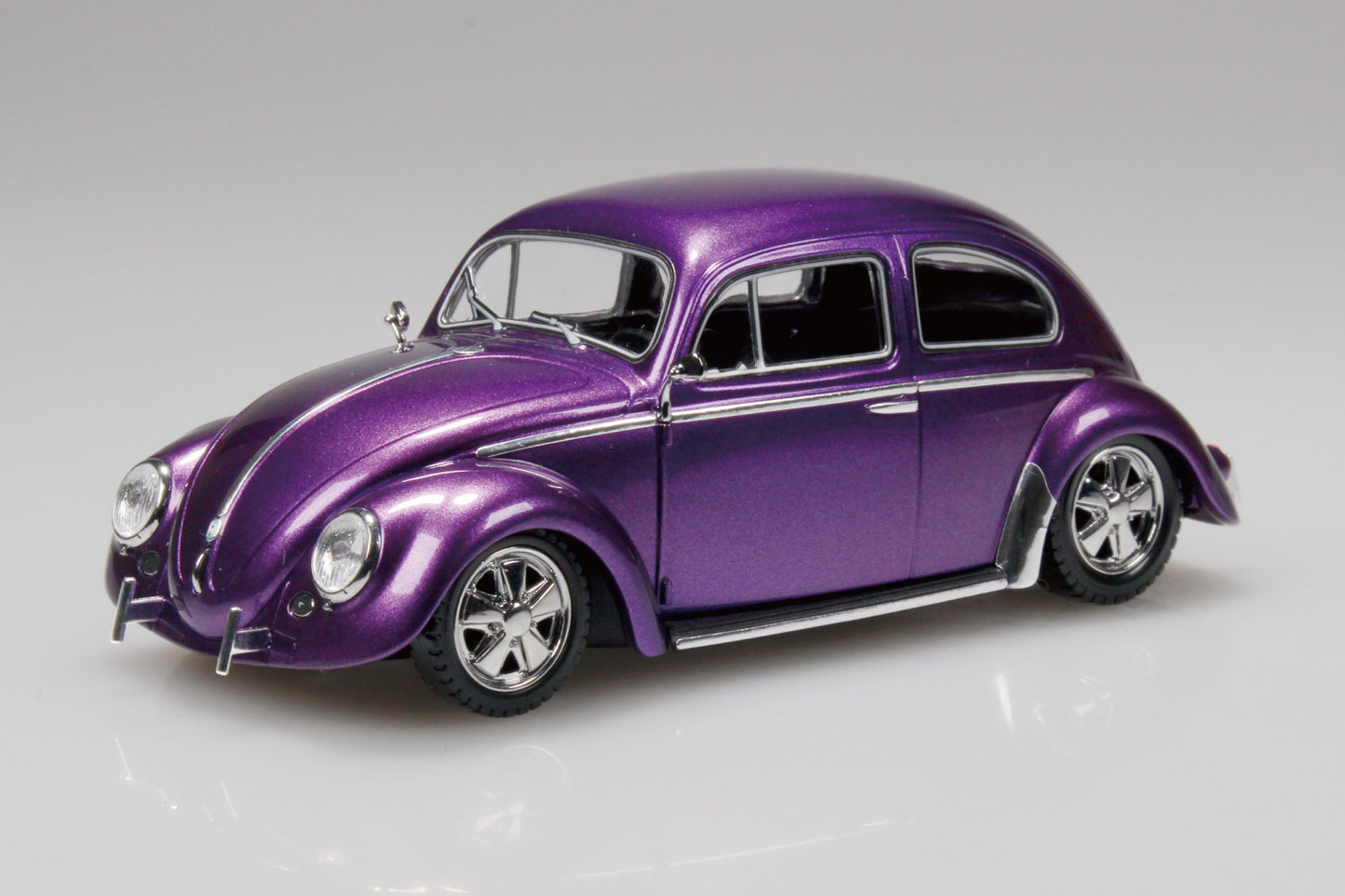 1/32 SNAP KIT Volkswagen Beetle (Metallic Purple)