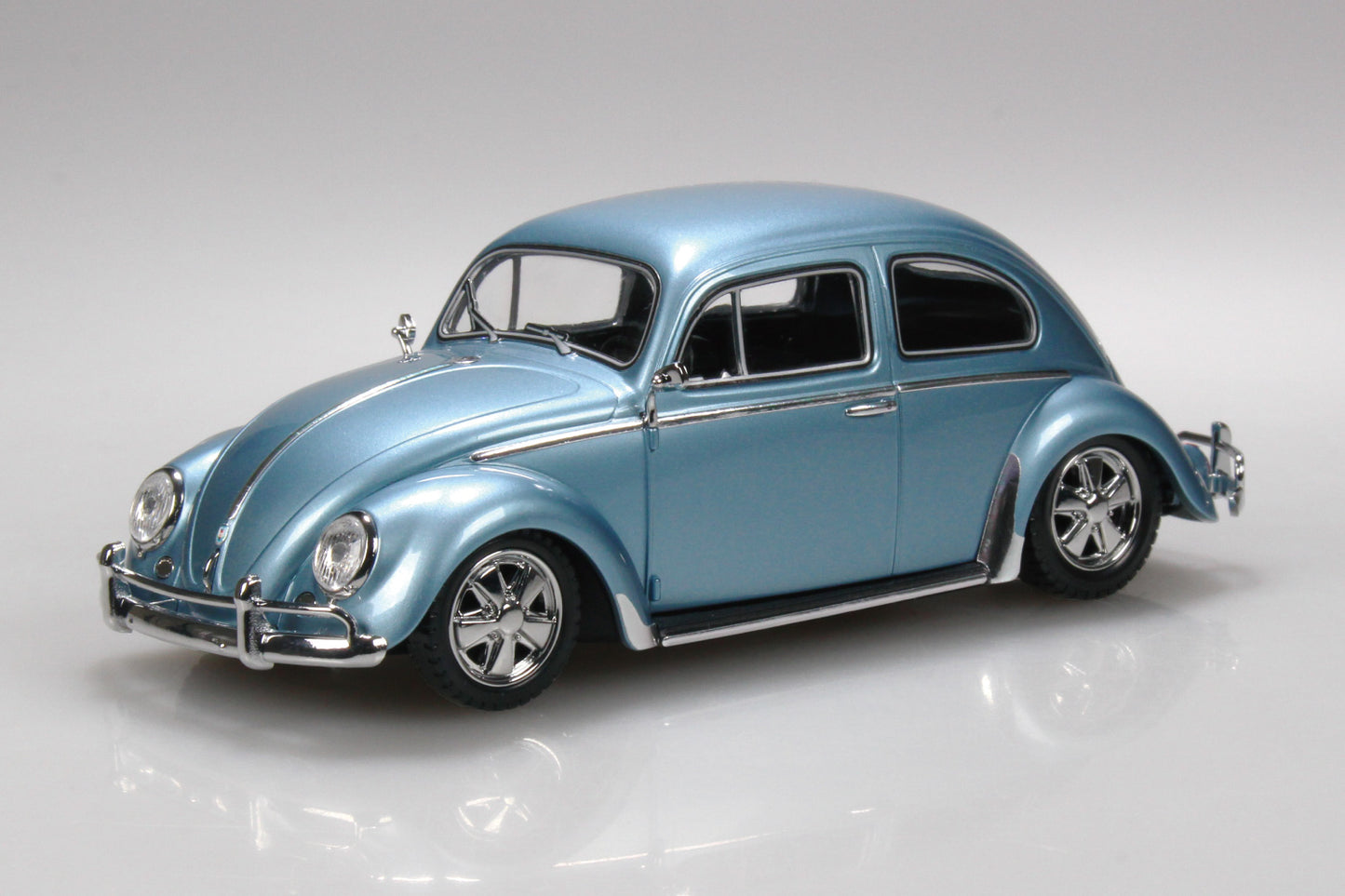 1/32 SNAP KIT Volkswagen Beetle (Strato Silver)