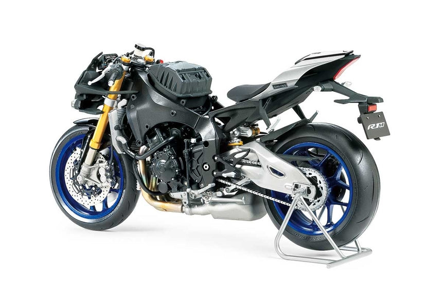 YAMAHA YZF-R1M