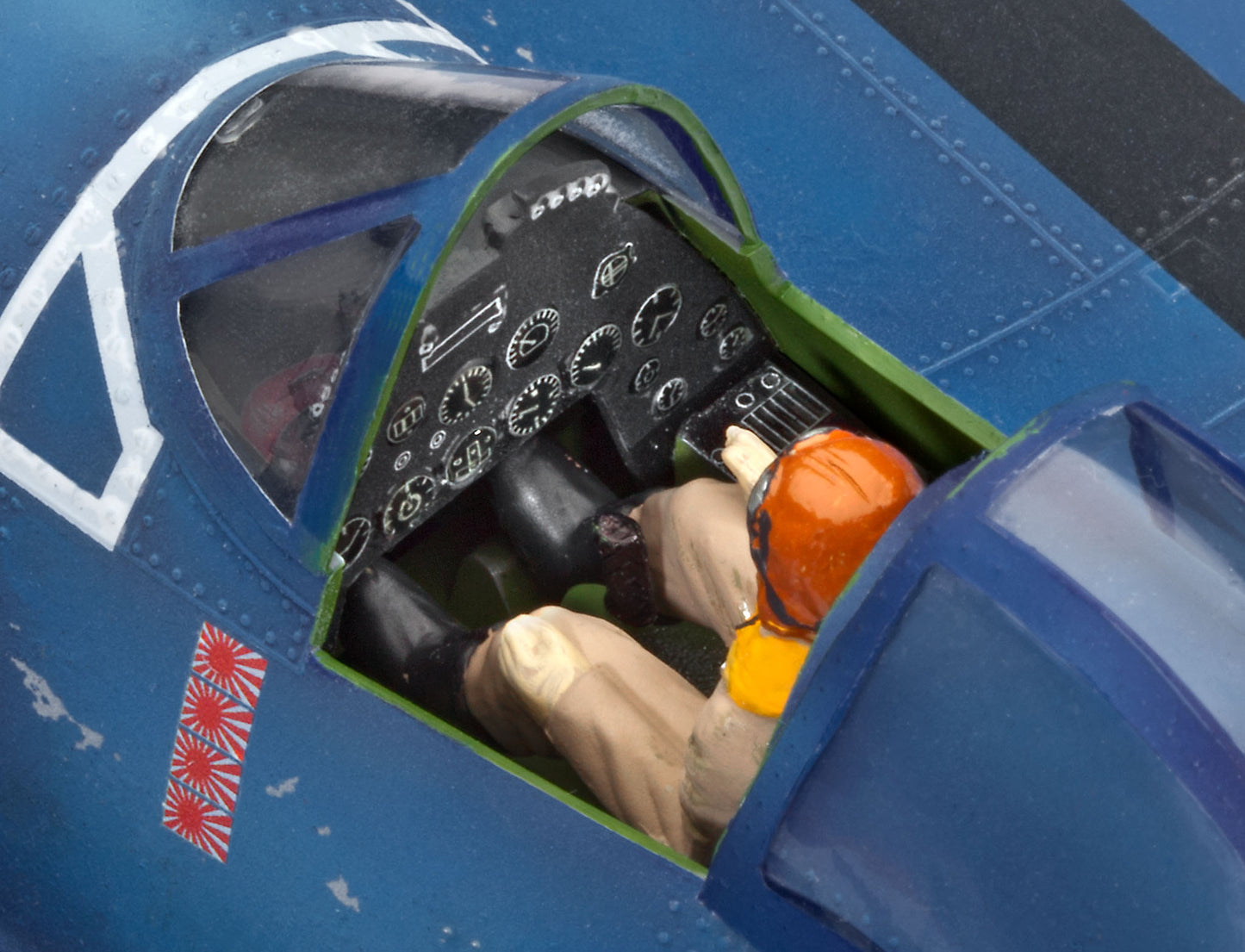 1:32 Vought F4U-1A CORSAIR