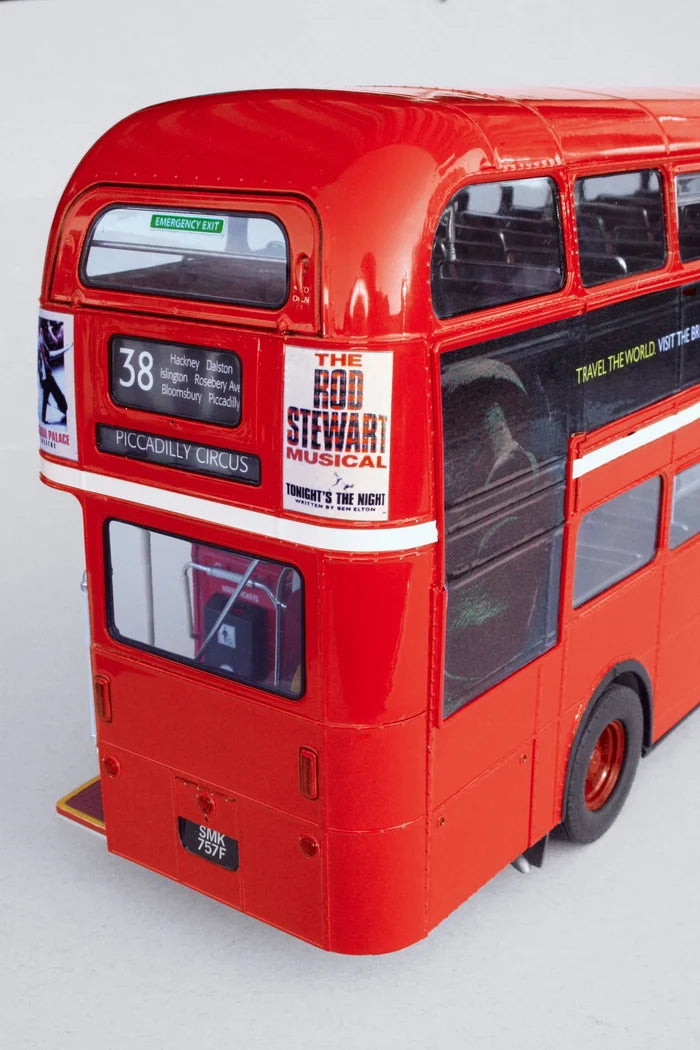 1:24 London Bus