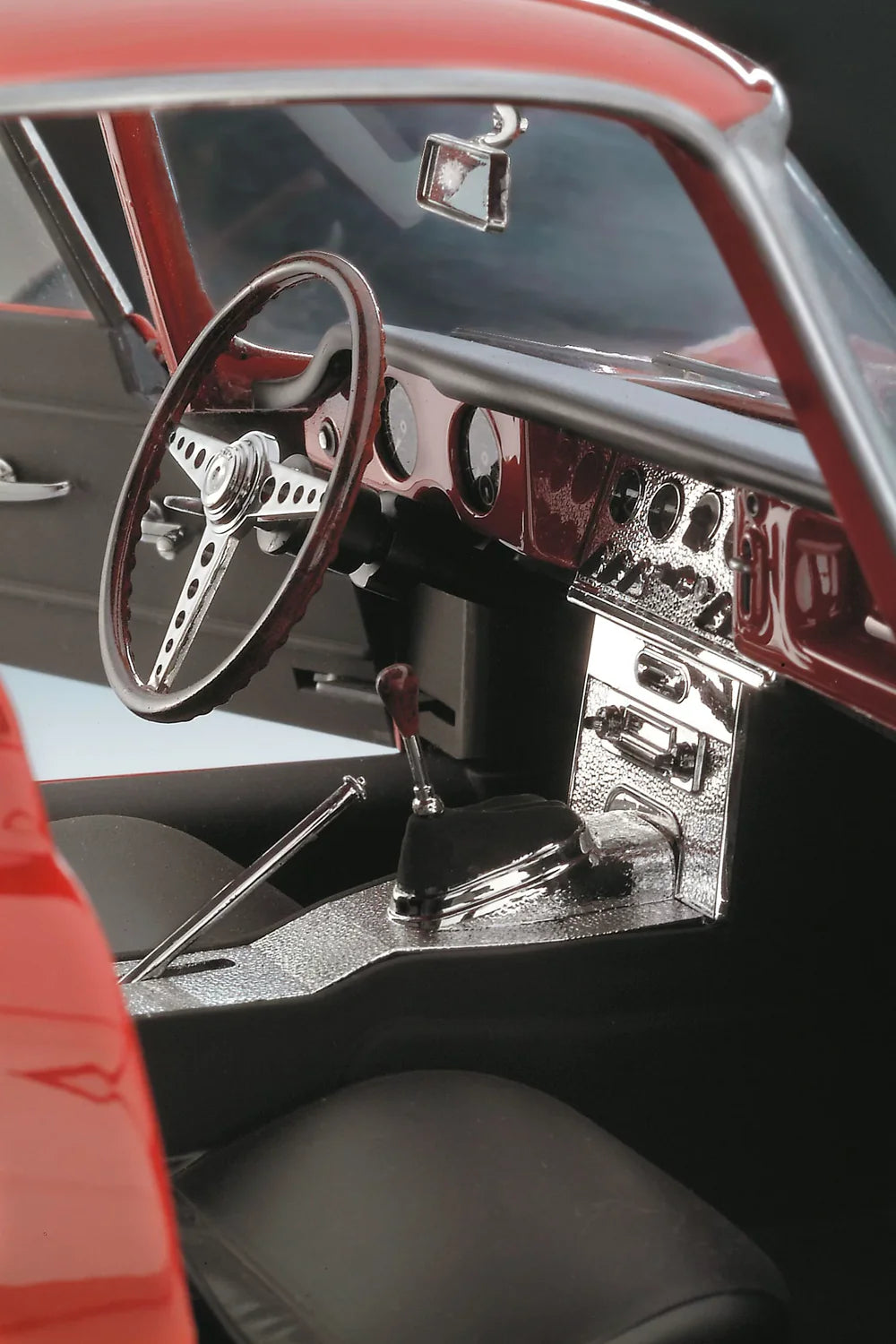 1:8 Jaguar E-Type