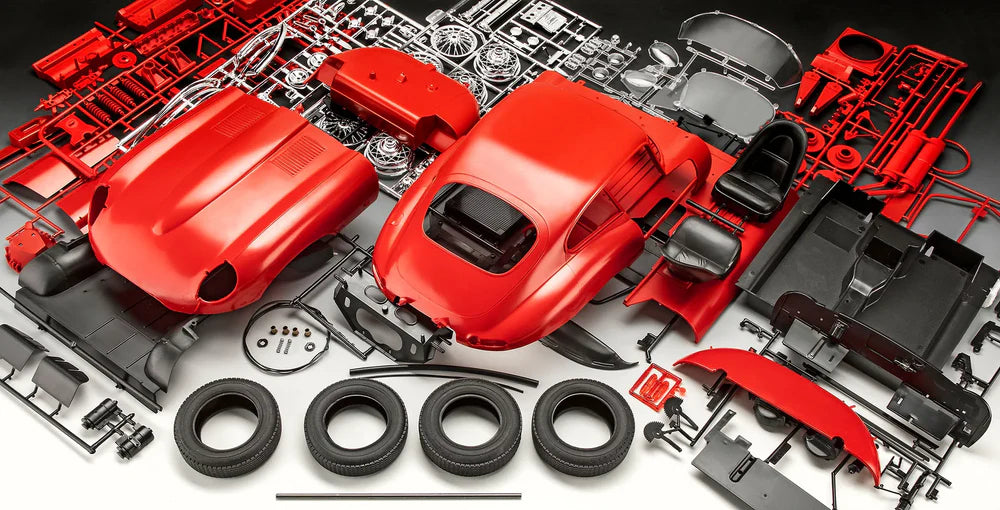 1:8 Jaguar E-Type