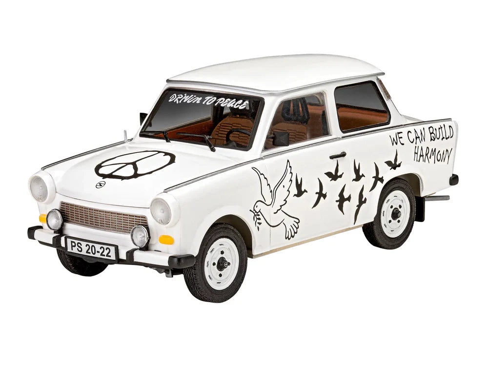 1:24 Model Set Trabant 601S "Builder's Choice"